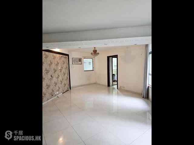 Ap Lei Chau - South Horizons Phase 3 Mei Chun Court (Block 21) 07