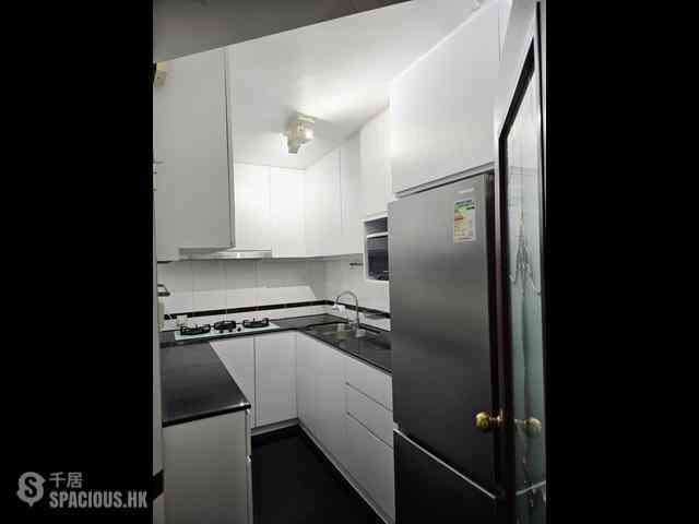 Ap Lei Chau - South Horizons Phase 3 Mei Chun Court (Block 21) 11
