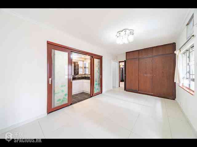 Ap Lei Chau - South Horizons Phase 3 Mei Chun Court (Block 21) 17