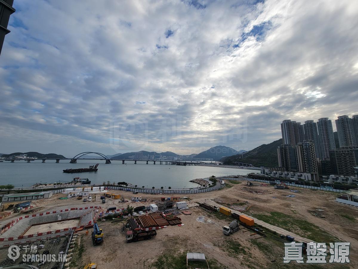 Tseung Kwan O - The Wings Ocean Wings 01