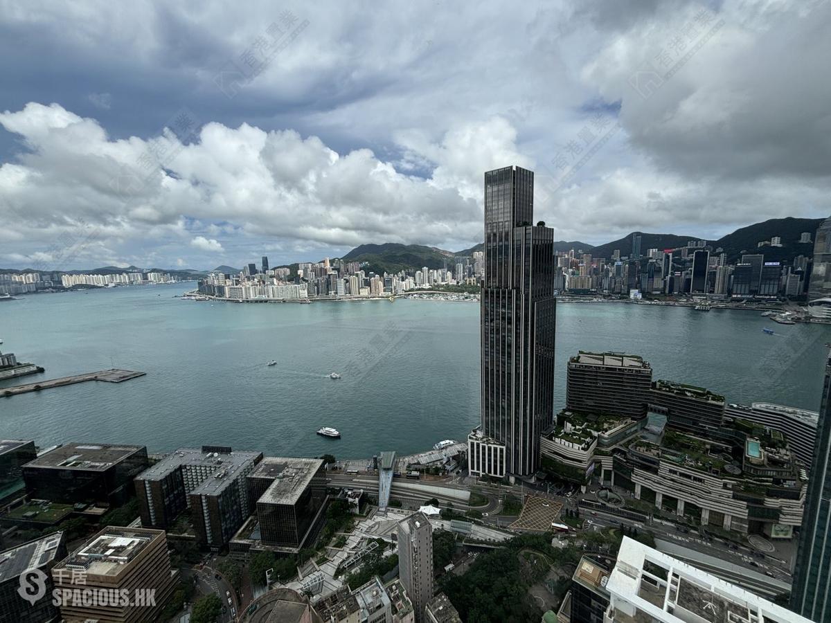Tsim Sha Tsui - The Masterpiece 01