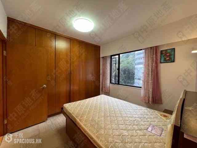 Sai Ying Pun - Ka Fu Building 08