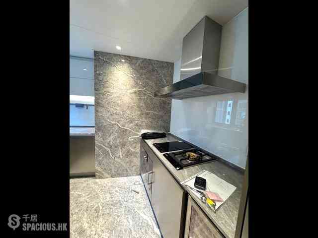 Wong Chuk Hang - The Southside Phase 3C Blue Coast II Tower 3 06