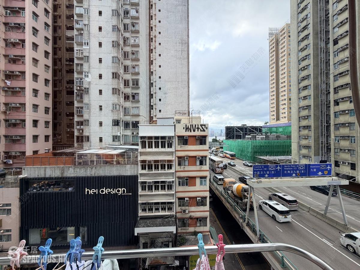 Wan Chai - Wai Tak Building 01