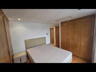 Wan Chai - Convention Plaza Apartments 08