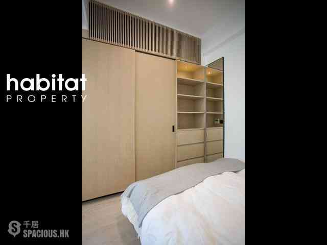 Sheung Wan - 379, Queen's Road Central 03
