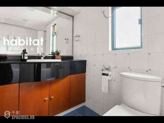 Stanley - Stanley Beach Villa 04