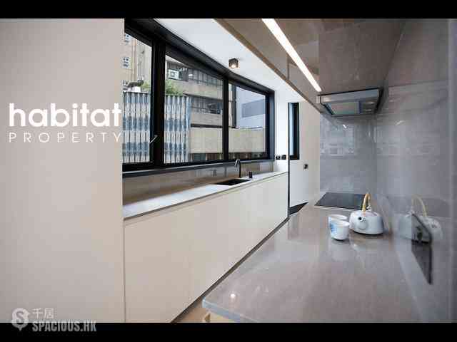 Sheung Wan - 379, Queen's Road Central 08