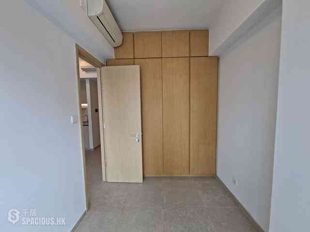 Sai Ying Pun - No.8 Hing Hon Road (Resiglow-Bonham) 08