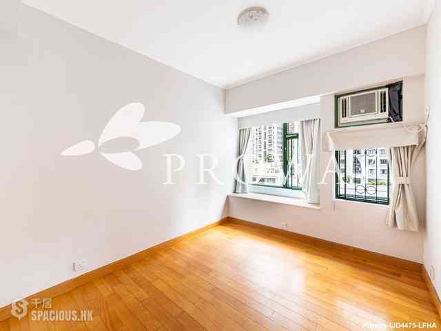 Mid Levels Central - Robinson Place Block 1 09