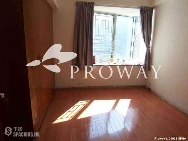 Mid Levels Central - Tregunter Tower 3 06