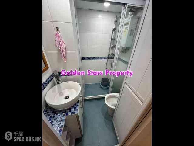 Sai Ying Pun - Wing Lee Building 04