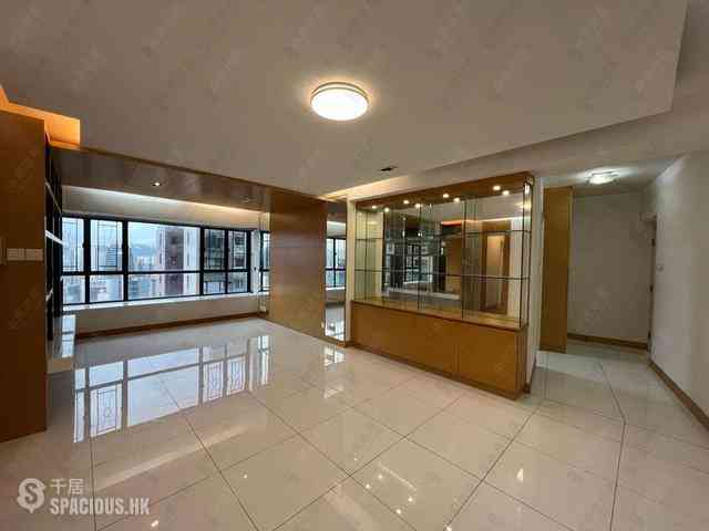 Mid Levels Central - The Grand Panorama Block 2 01