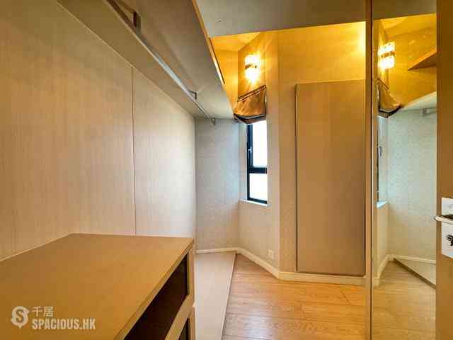 Mid Levels Central - Birchwood Place 11