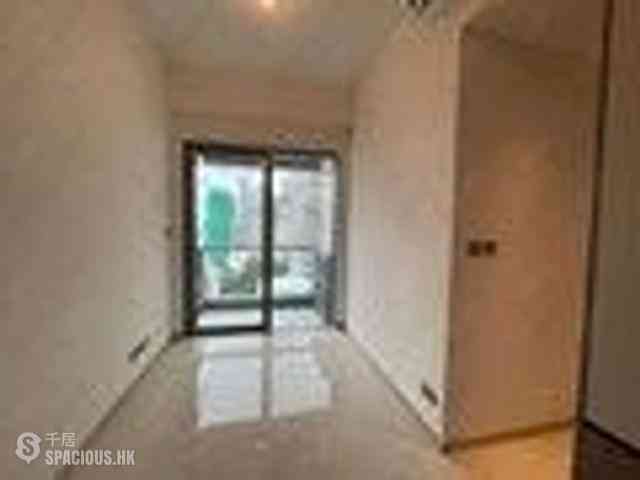 Sai Ying Pun - Upper Manor 05