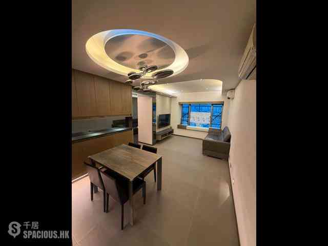 West Kowloon - Sorrento Phase 1 Block 5 01