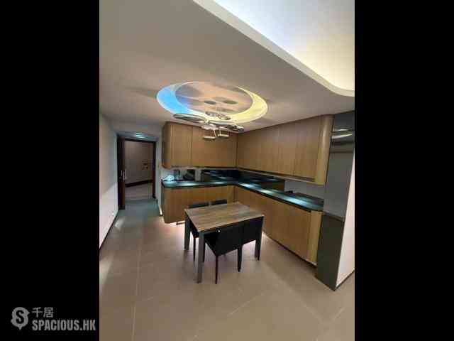 West Kowloon - Sorrento Phase 1 Block 5 02