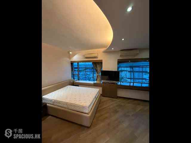 West Kowloon - Sorrento Phase 1 Block 5 04
