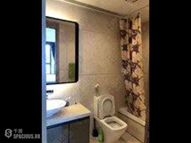 Shek Tong Tsui - Upton 06