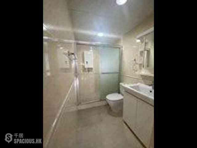 Mid Levels West - Fortune Gardens Block B 09