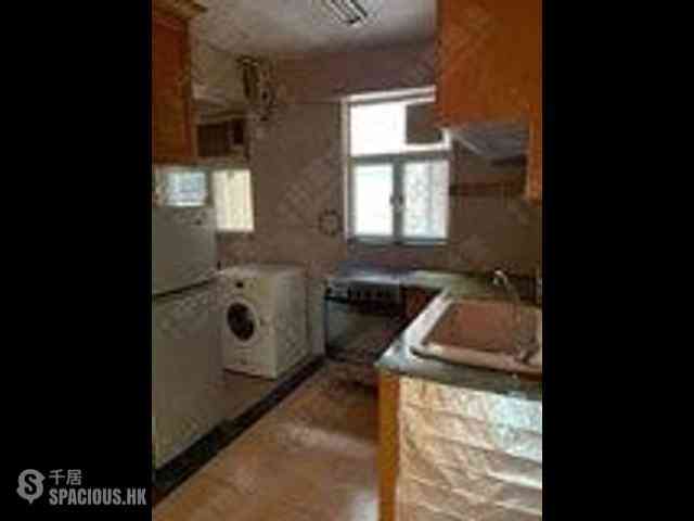 Pok Fu Lam - Baguio Villa Block 22 09