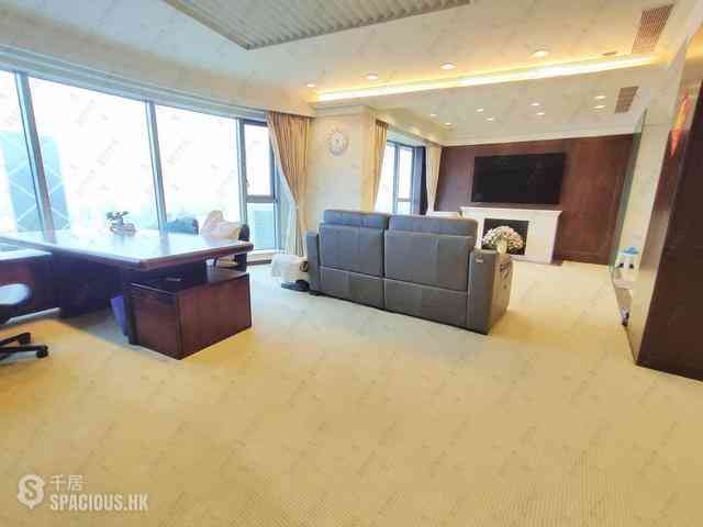 Mid Levels Central - Regence Royale Tower 1 02