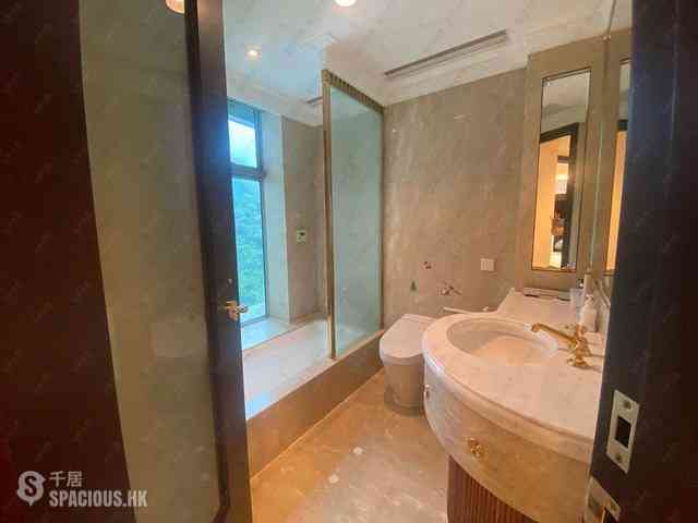 Mid Levels Central - Regence Royale Tower 1 03