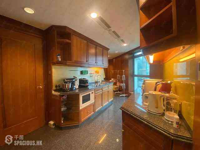 Mid Levels Central - Regence Royale Tower 1 11