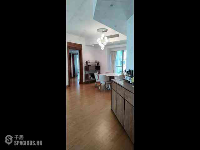 Mid Levels Central - Regence Royale Tower 1 06
