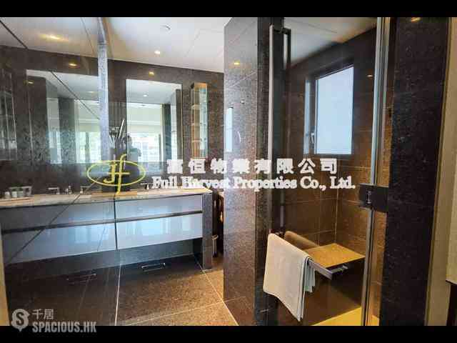 跑馬地 - Eight Kwai Fong Happy Valley 03