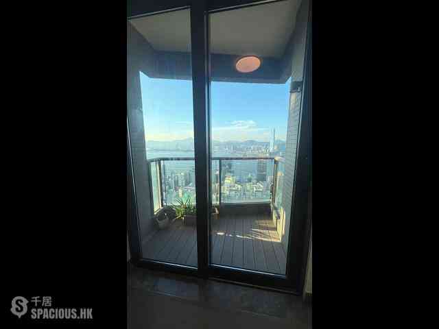 Mid Levels West - Alassio 16