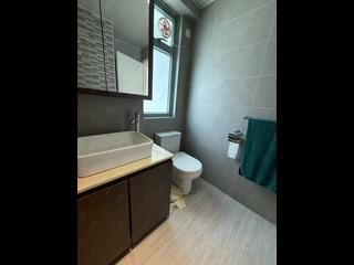 Sai Ying Pun - Kingsfield Tower Block B 02