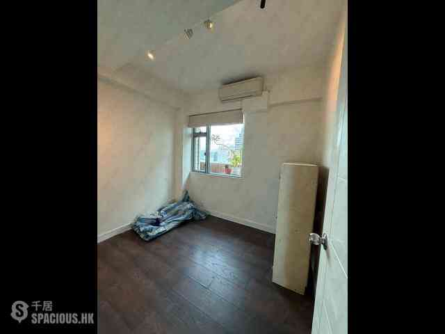 Sai Ying Pun - Kingsfield Tower Block B 06