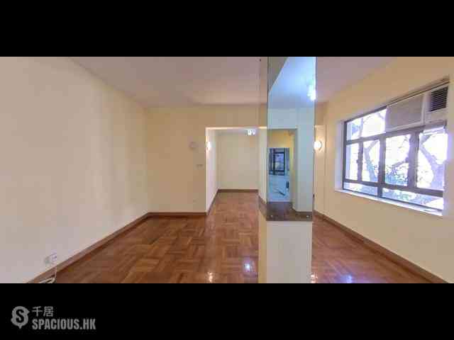 Mid Levels Central - Pak Fai Mansion 01