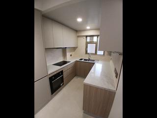 Central - Arbuthnot House 08