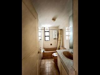 Mid Levels West - Rowen Court 11