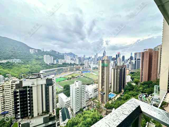 Happy Valley - Broadwood Twelve 03
