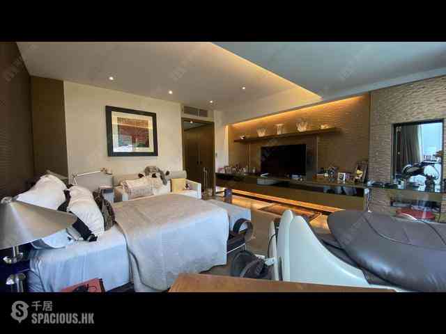 Chung Hom Kok - 13-25, Ching Sau Lane 06