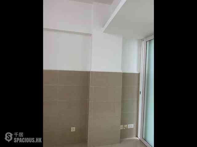 North Point - Majestic Apartments 03