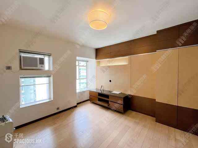 Wan Chai - Manrich Court 01