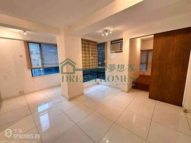 Soho - Lilian Court 01