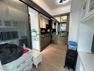 Sai Ying Pun - Two・Artlane 06