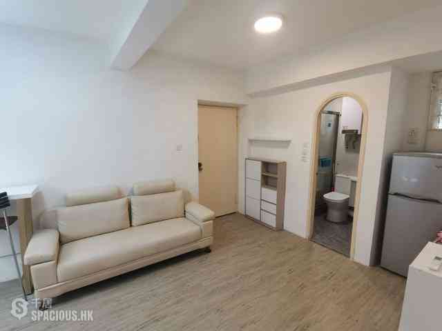 Sai Ying Pun - Kam Kwan Building 03