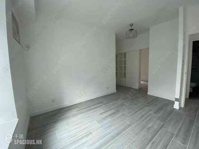 Mid Levels Central - Hillsborough Court 07