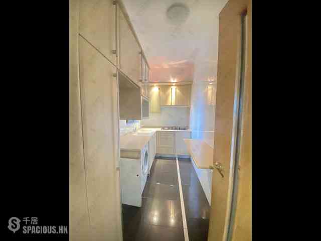 Shek Tong Tsui - The Belcher's Phase 1 Block 3 04
