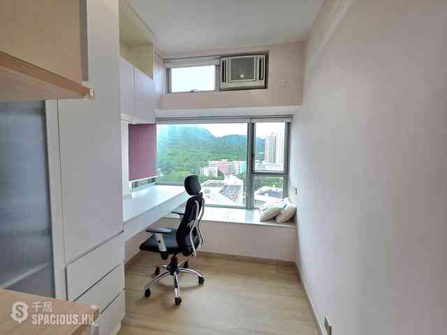Tung Chung - Coastal Skyline Phase 3 La Rossa 04