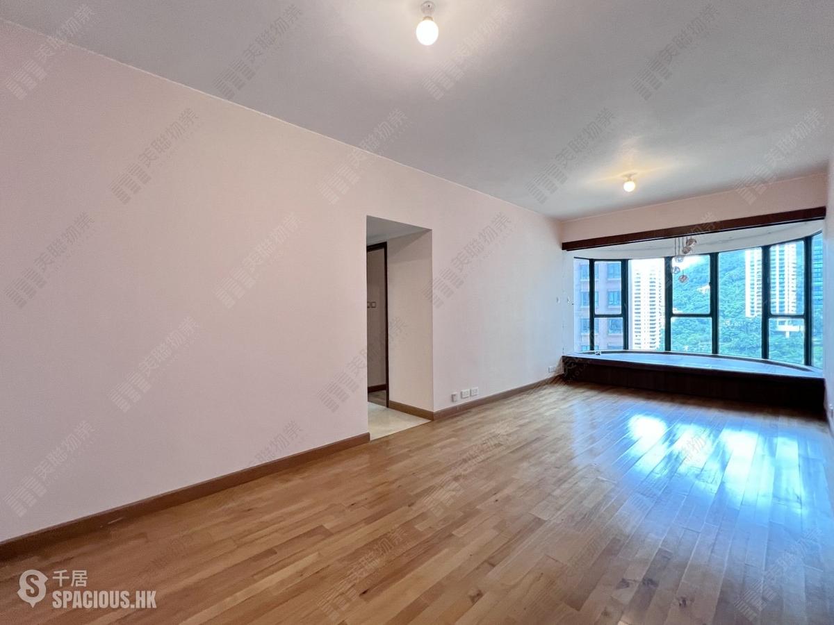 Mid Levels Central - Hillsborough Court 01