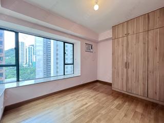 Mid Levels Central - Hillsborough Court 04