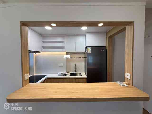 Wan Chai - Chiu Hin Mansion 04