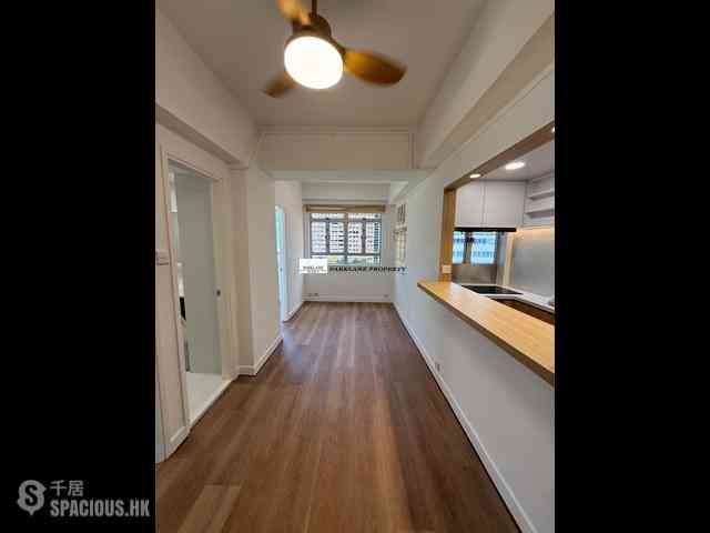 Wan Chai - Chiu Hin Mansion 05
